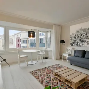 https://city-center-apartment-only-50m-from-the-beach.hotelsghent.com